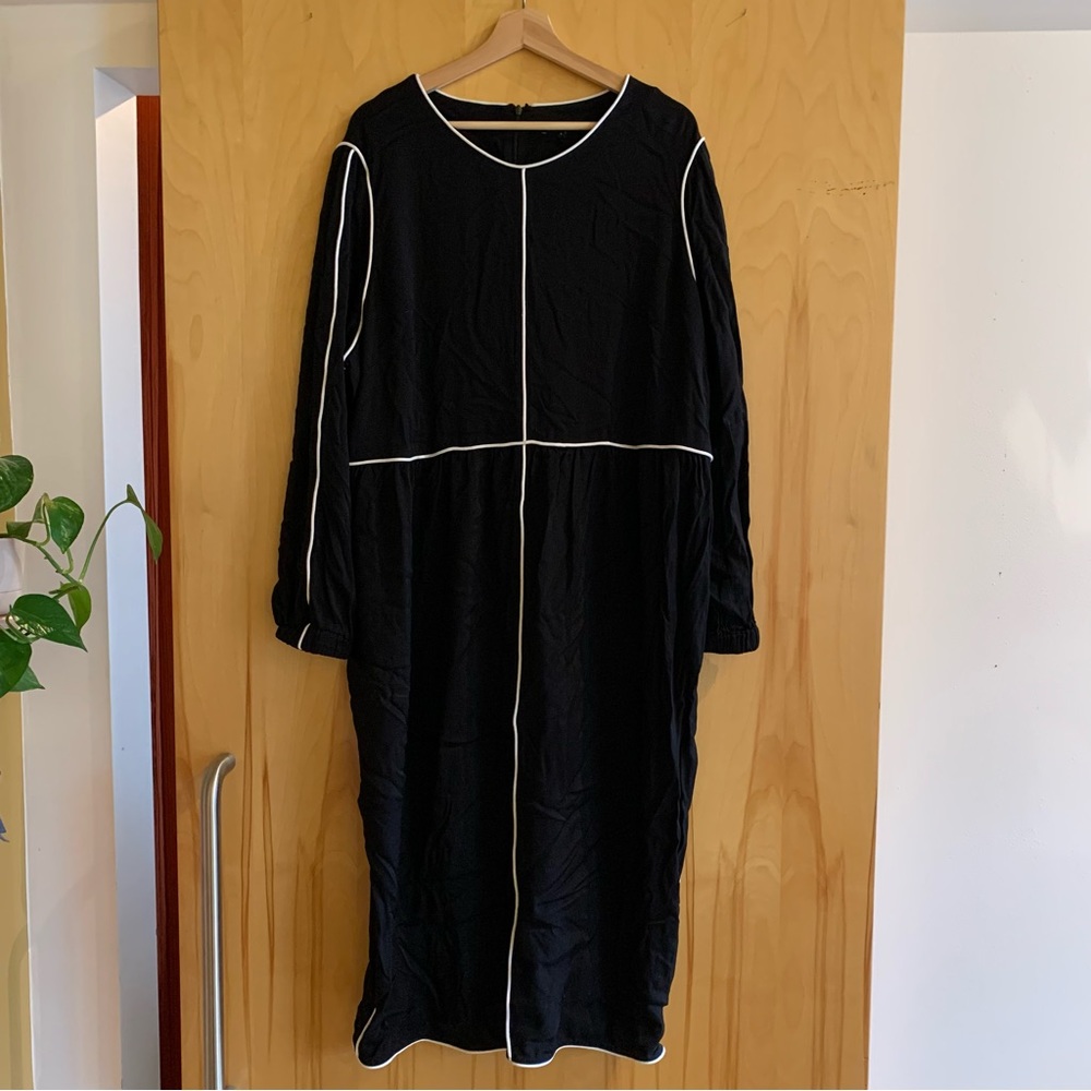 Universal Standard Black & White Arga Outline Dress Sz L